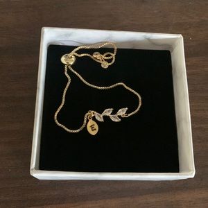E initial bracelet